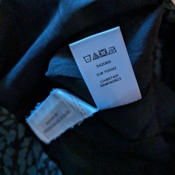 Loft Size 12 Black & Gray Leaf Patterned Pencil Skirt - Picture 11 of 11